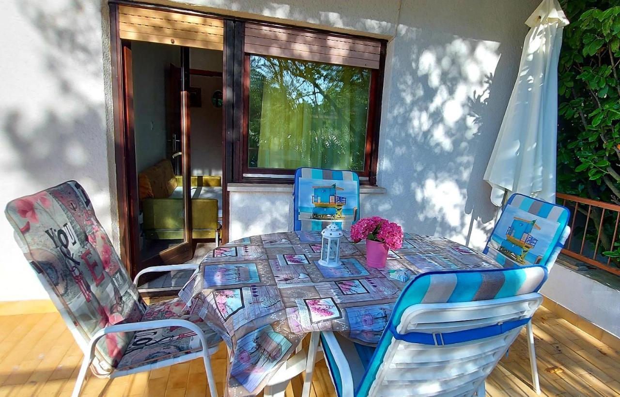 Dobrinj Apartment Luka מראה חיצוני תמונה