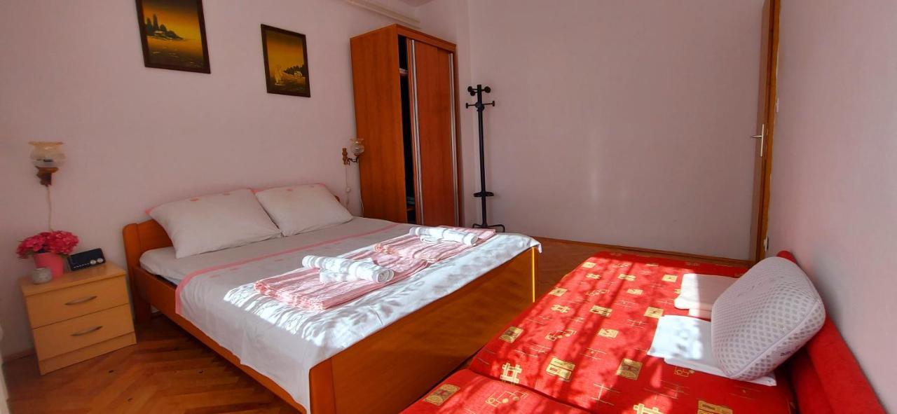 Dobrinj Apartment Luka מראה חיצוני תמונה