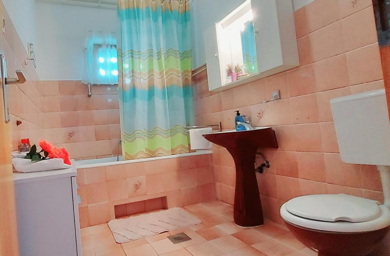 Dobrinj Apartment Luka מראה חיצוני תמונה